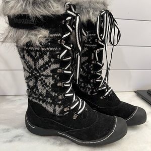 Muk Luks Gwen lace up snow boot 11
